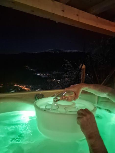 Molden 2-Fjellutsikt Og Jacuzzi Tilgang. Lägenhet Luster Exteriör bild